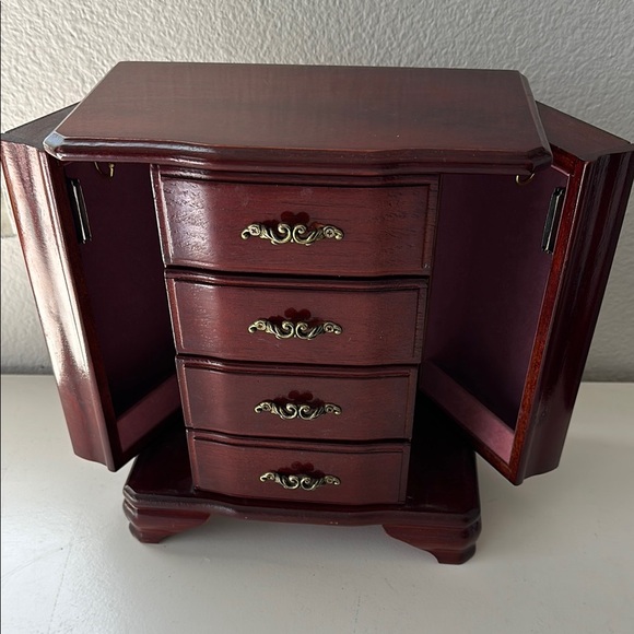 Elegant Vintage Wooden Jewelry Box with Drawers